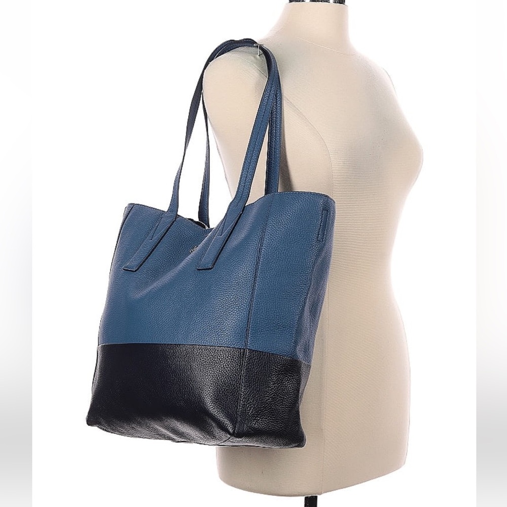 New Michael Kors Junie Hobo Leather NWOT - Picture 2 of 4